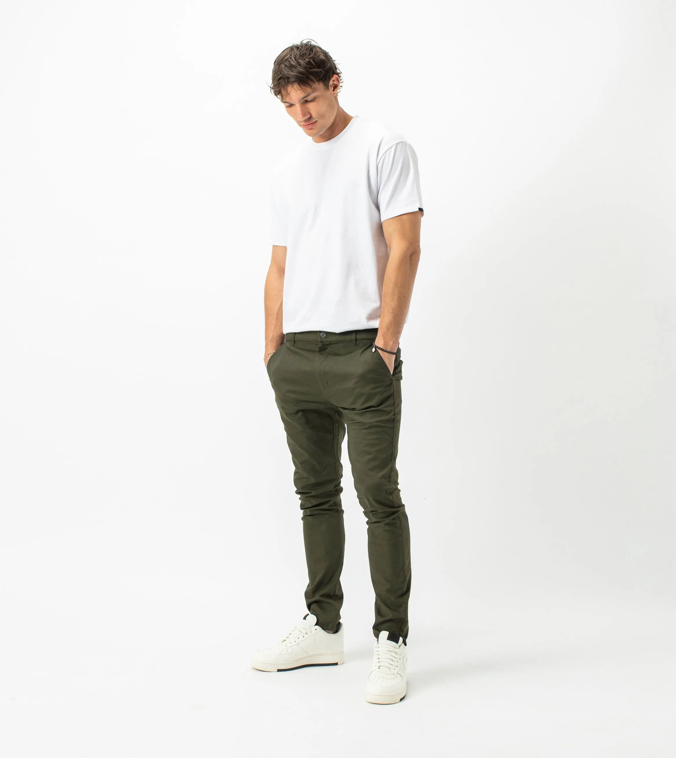Snapshot Chino Military